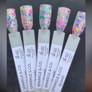 Sparkle & Co Nail Dip Powder Polish in And Mani More!